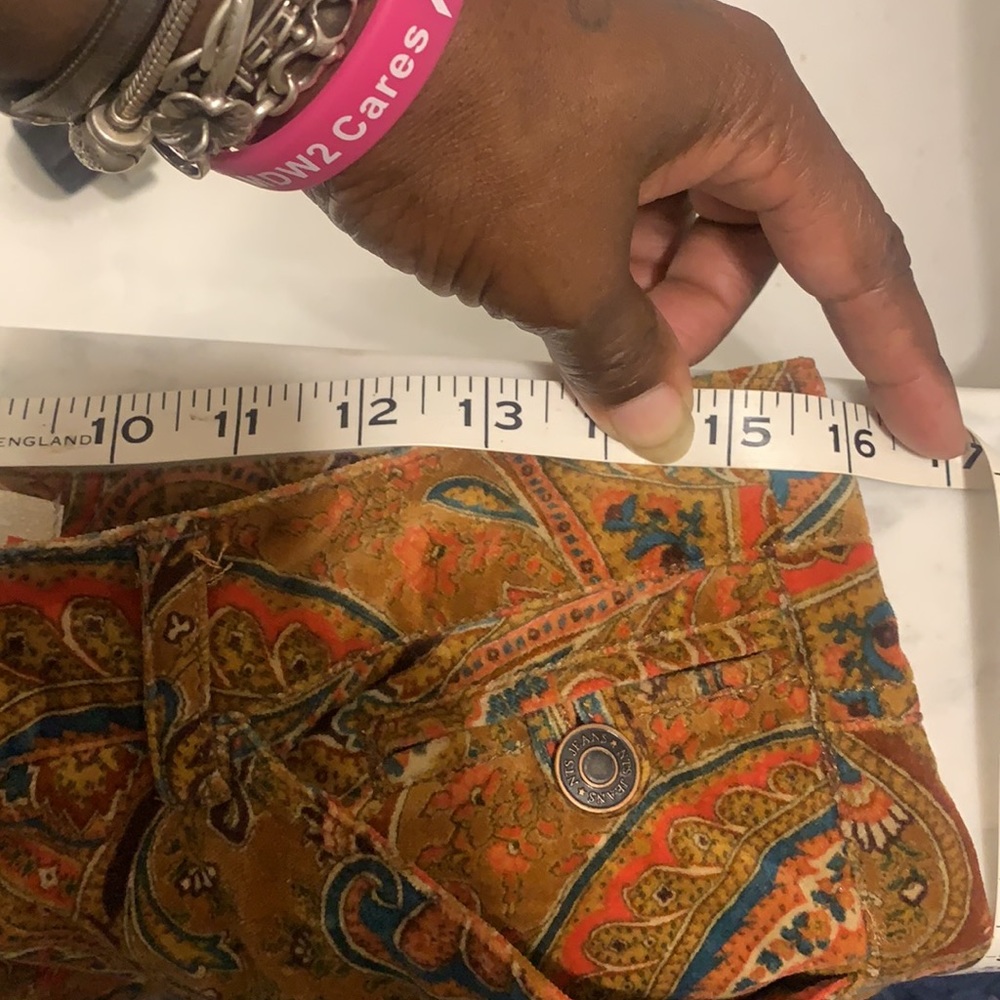 Not the same pants - Picture 11 of 11